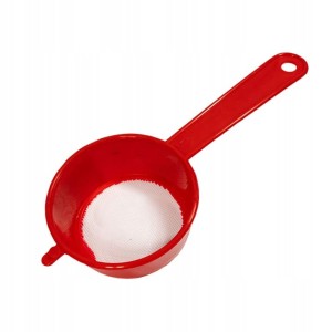 Sitko plastikowe gęste z rączką do szumowania odcedzania fi 8 cm
