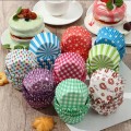 Foremki papierowe na babeczki muffinki papilotki kolorowe 150 szt. 5 cm