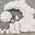 Białe balony dekoracyjne do girland na komunię chrzest ślub wesele 20 szt